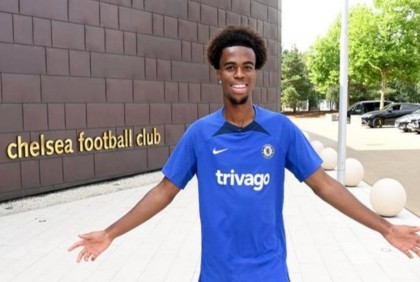 Chelsea sign midfielder Carney Chukwuemeka for £20m