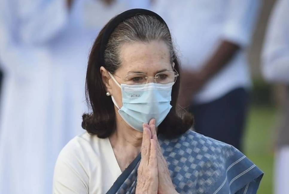 Sonia Gandhi admitted to hospital