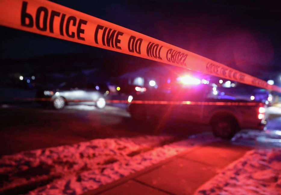 5 children among 8 die from gunshot in US home