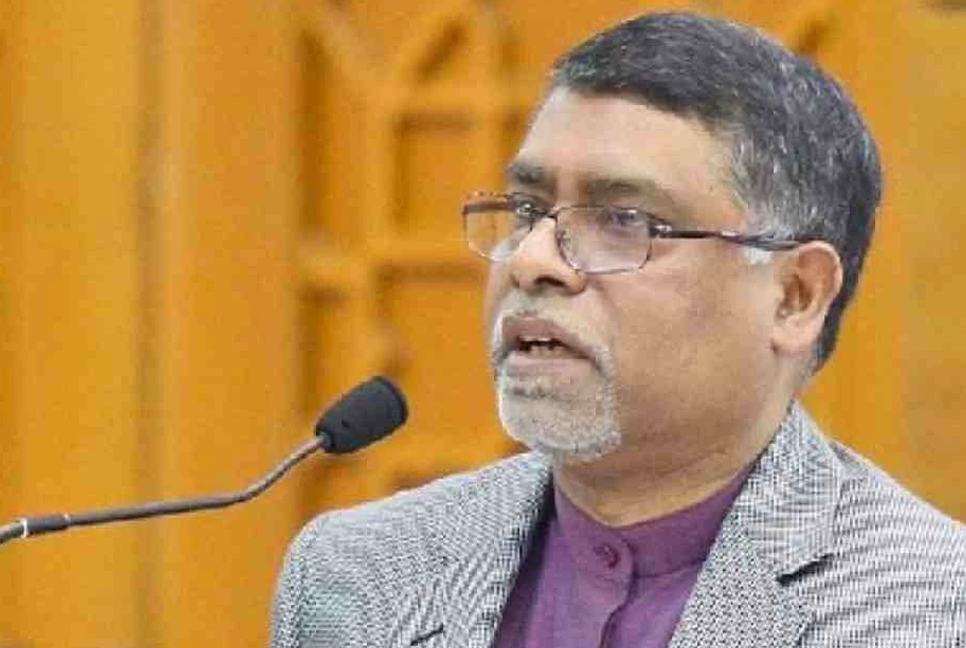 No unauthorised clinics in Dhaka city, health minister tells JS