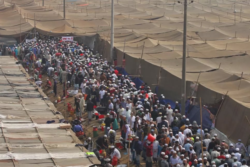 Devotees converging on Ijtema ground on day 2