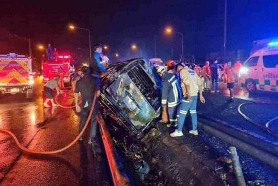 11 burned to death in Thailand van accident