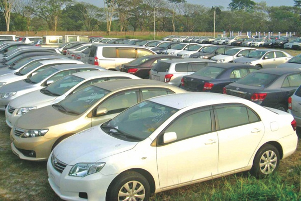 Record cars import despite dollar crisis