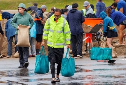 Storm leaves thousands without power in New Zealand