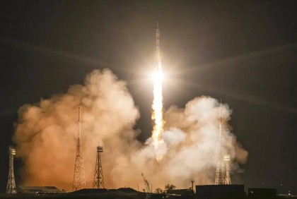 Russia launches rescue ship to space station