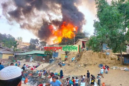 Massive fire tears through Rohingya camp in Cox’s Bazar