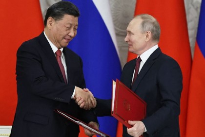 Xi, Putin hail 'new era' of ties in united front against West