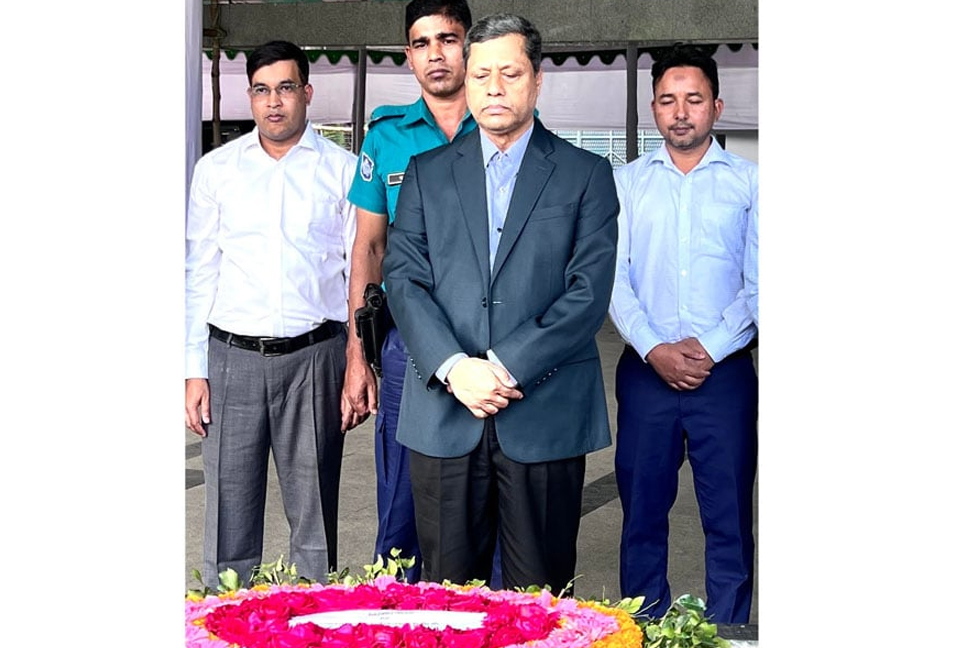 New CIC pays homage to Bangabandhu