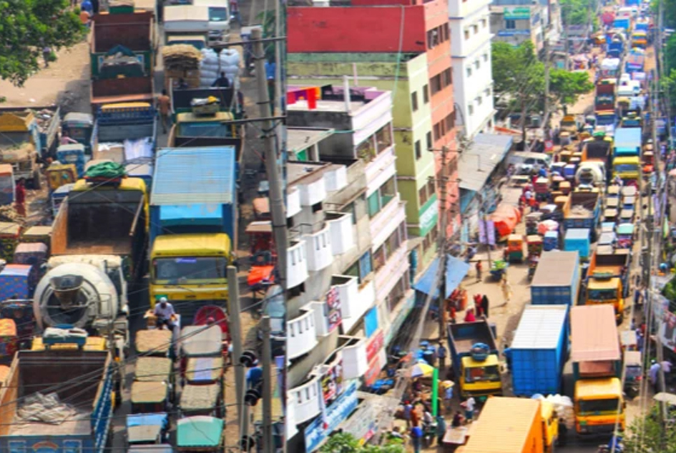 Fatullah residents weary of routine gridlock on Dhaka-Narayanganj road