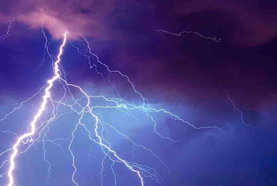 Lightning strike kills 3 in Shariatpur