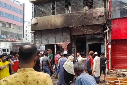 Fire at Badda’s sweetmeat shop doused