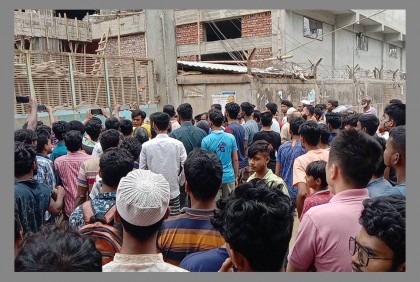 Three workers electrocuted in Gazipur