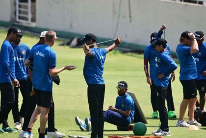 Bangladesh bowls in only Test against Ireland