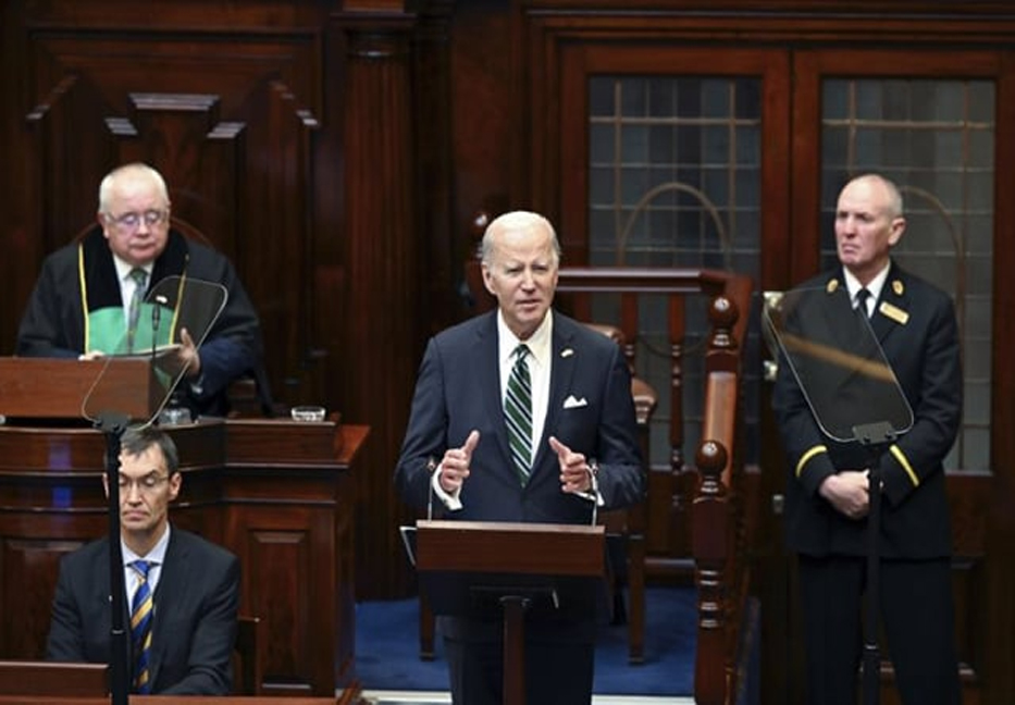 Biden urges UK to protect peace in Northern Ireland 