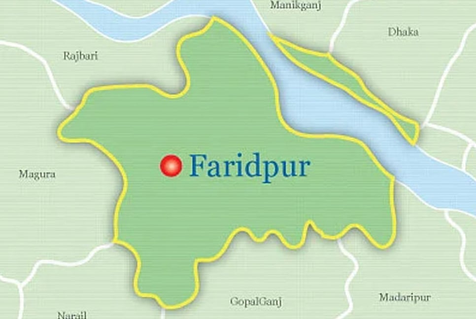 25 injured in clash over trivial issue in Faridpur