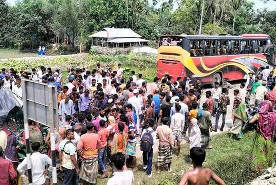 Four killed in Tangail road accident 