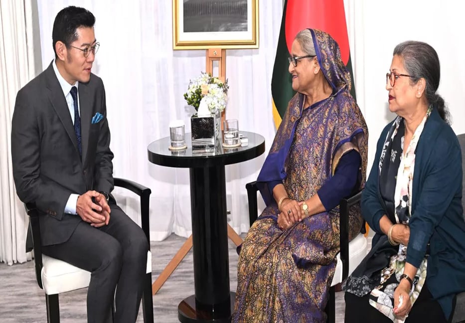 PM invites Bhutan to build an economic zone in country