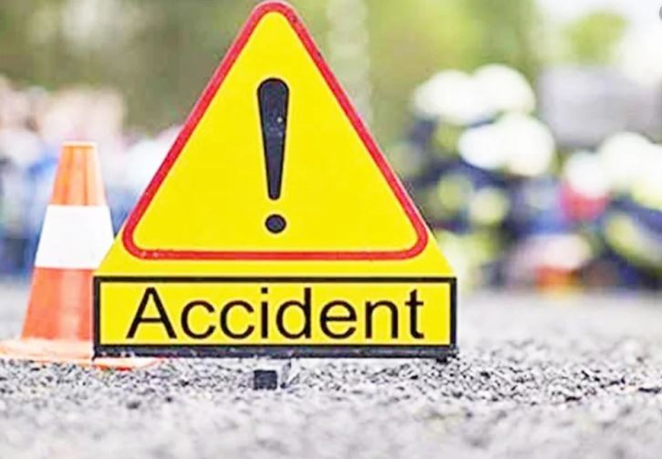 Three youths killed as truck hit motorbikes in Gopalganj 

