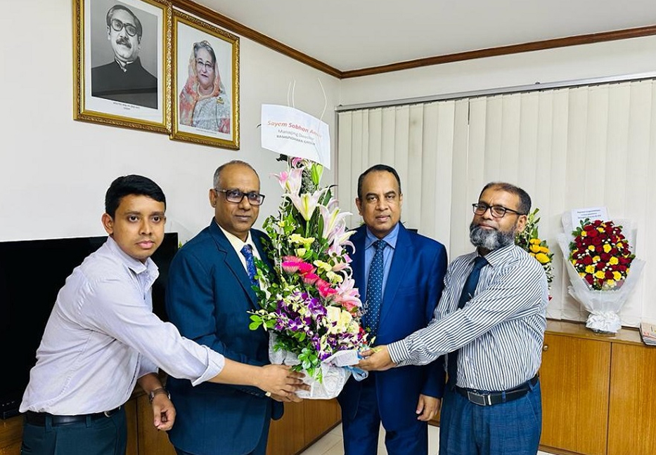 Bashundhara Group greets Janata Bank’s new MD Abdul Jabbar