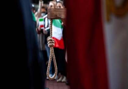 Iran hangs 2 over blasphemy case 