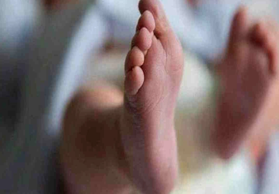 Case filed against 2 physicians, 2 others over newborn theft from Rajshahi hospital