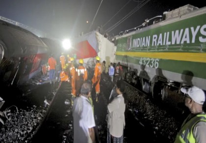 Few Bangladeshis suffered minor injuries in India train crash: Deputy High Commission