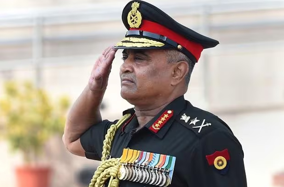 Indian Army Chief arrives in Dhaka