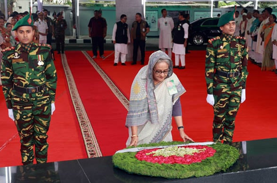 PM pays homage to Bangabandhu on Six-Point Day