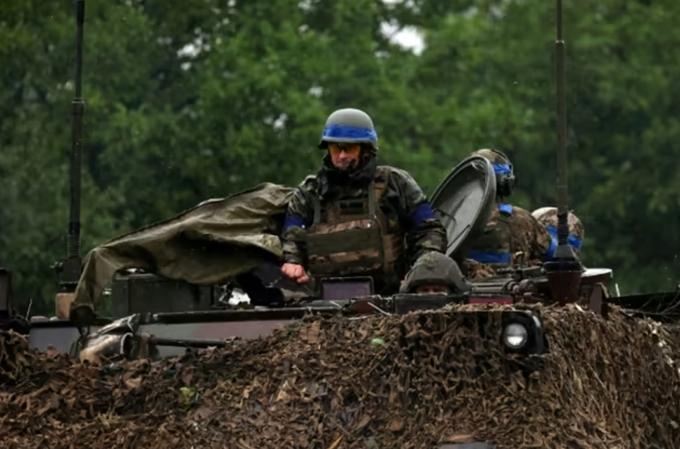 Three villages retaken in fresh offensive: Ukraine