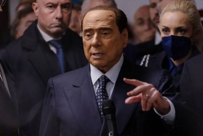 Ex-Italian PM Silvio Berlusconi dies