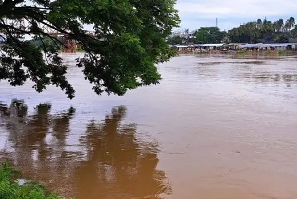 Incessant rains trigger fear of flood in Sylhet