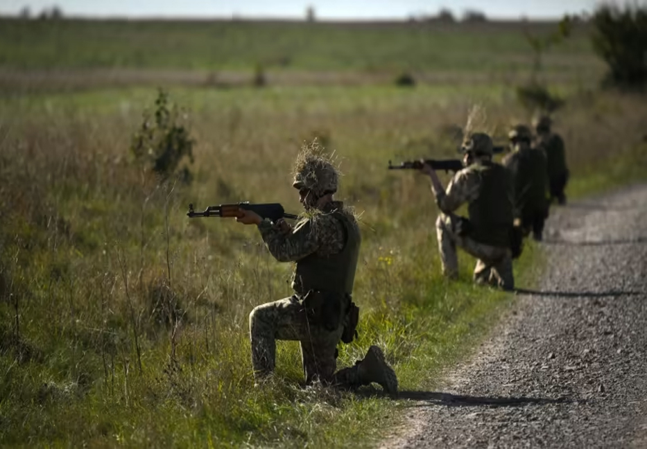 17,000 Ukrainian military recruits trained by Britain, allies: UK

