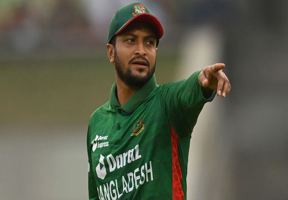 Shakib dismisses talk of 'unhealthy dressing room'


