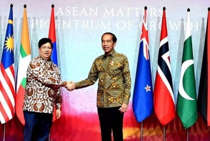 Momen courts ASEAN for dialogue partner status to Bangladesh