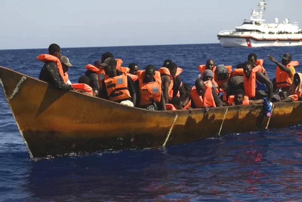 41 migrants die in shipwreck off Italy