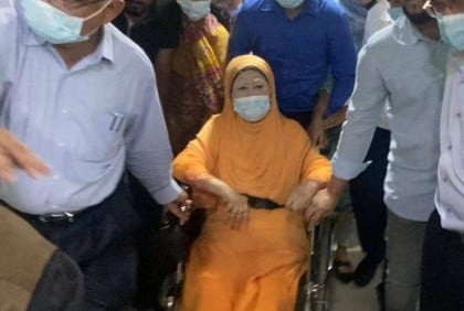 Khaleda Zia admitted to hospital for medical tests