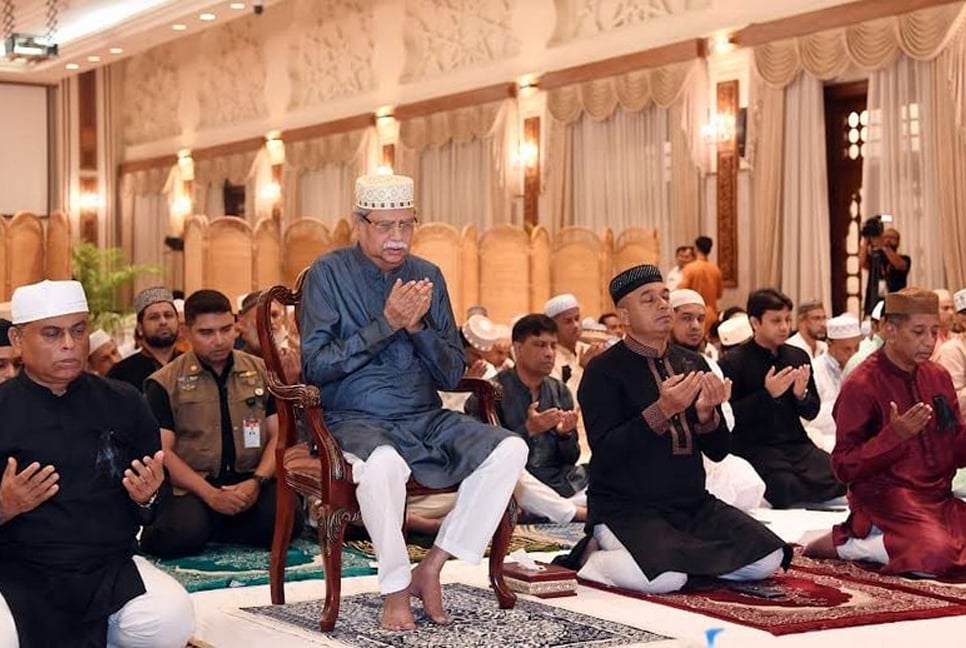 President hosts milad at Bangabhaban on National Mourning Day