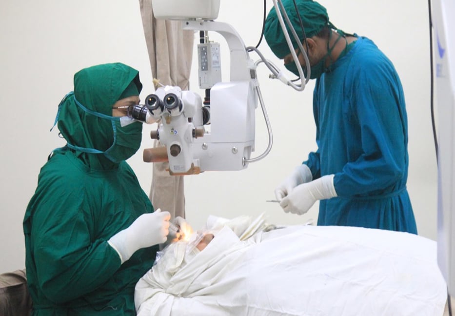 Bashundhara Eye Hospital operates 39 poor patients