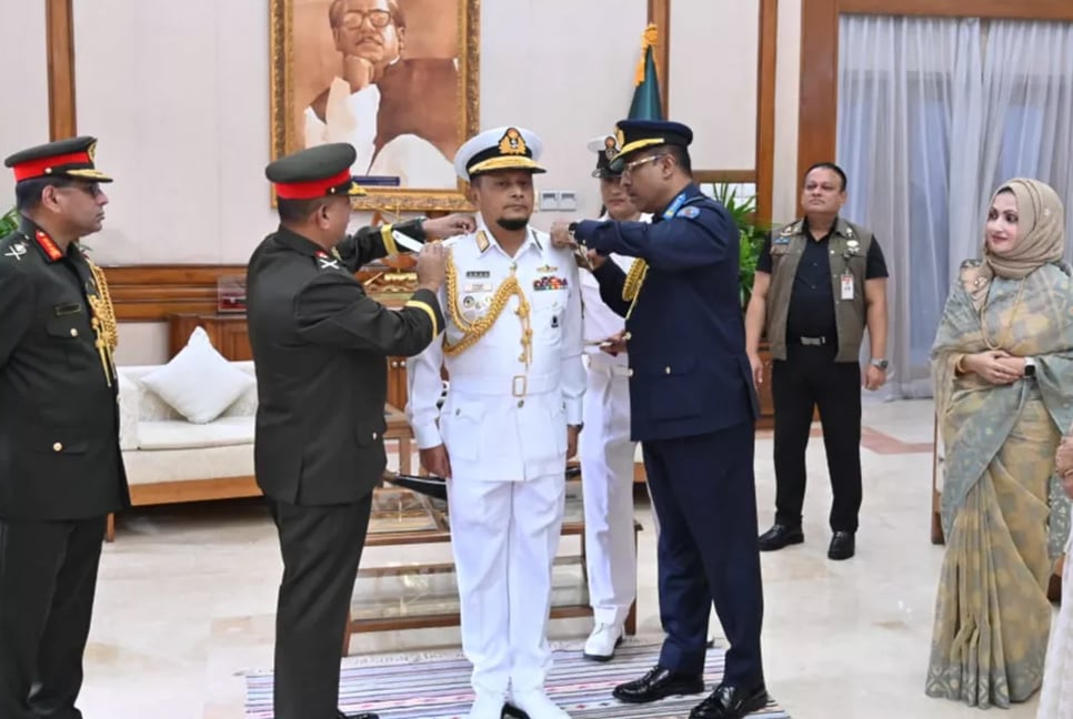 Navy Chief M Nazmul Hassan promoted to Admiral