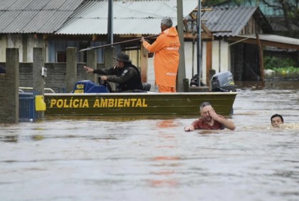 Fierce storm in southern Brazil kills at least 21 people