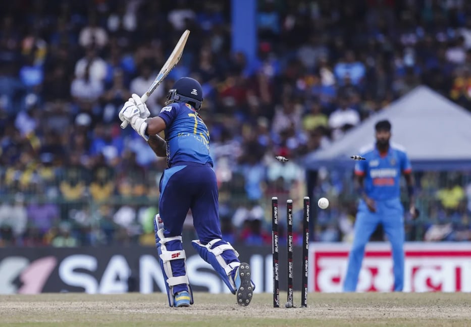 Sri Lanka bundled out for 50 