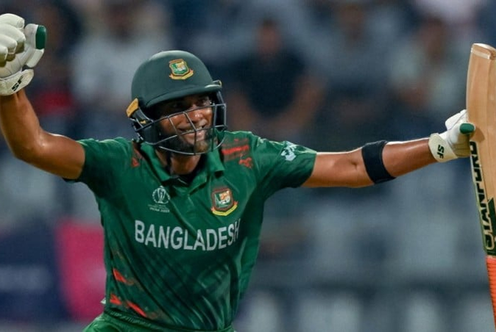 Bangladesh suffer crushing defeat despite Mahmudullah's century