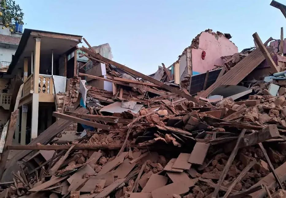 Death toll in Nepal earthquake surpasses 140