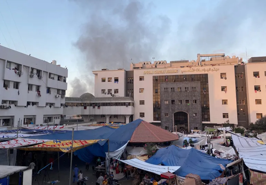 Israel strikes biggest medical complex in Gaza