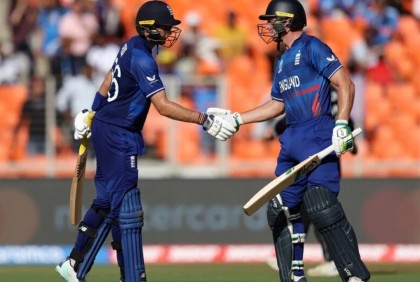 England opt to bat