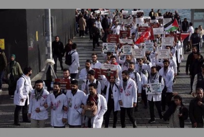 Turkish doctors hold silent march in support of Palestinians