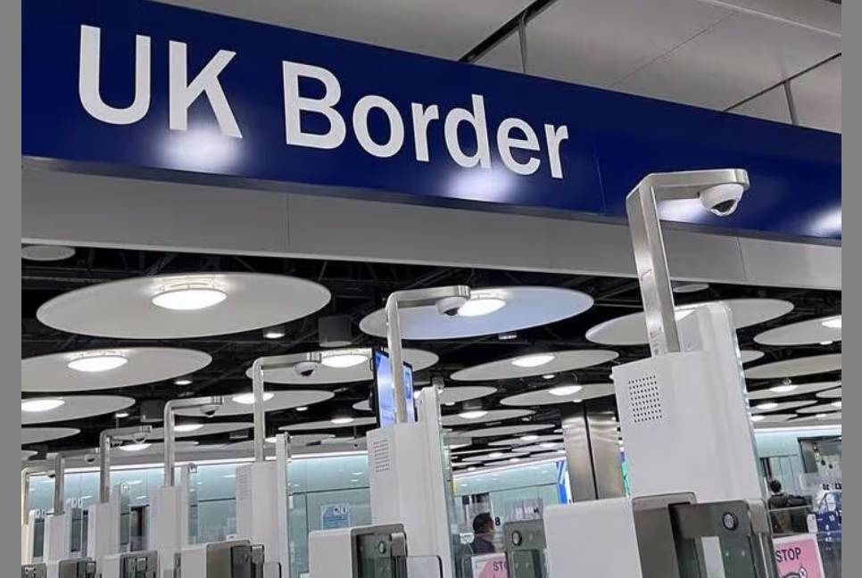 UK announces stricter visa measures to reduce migration