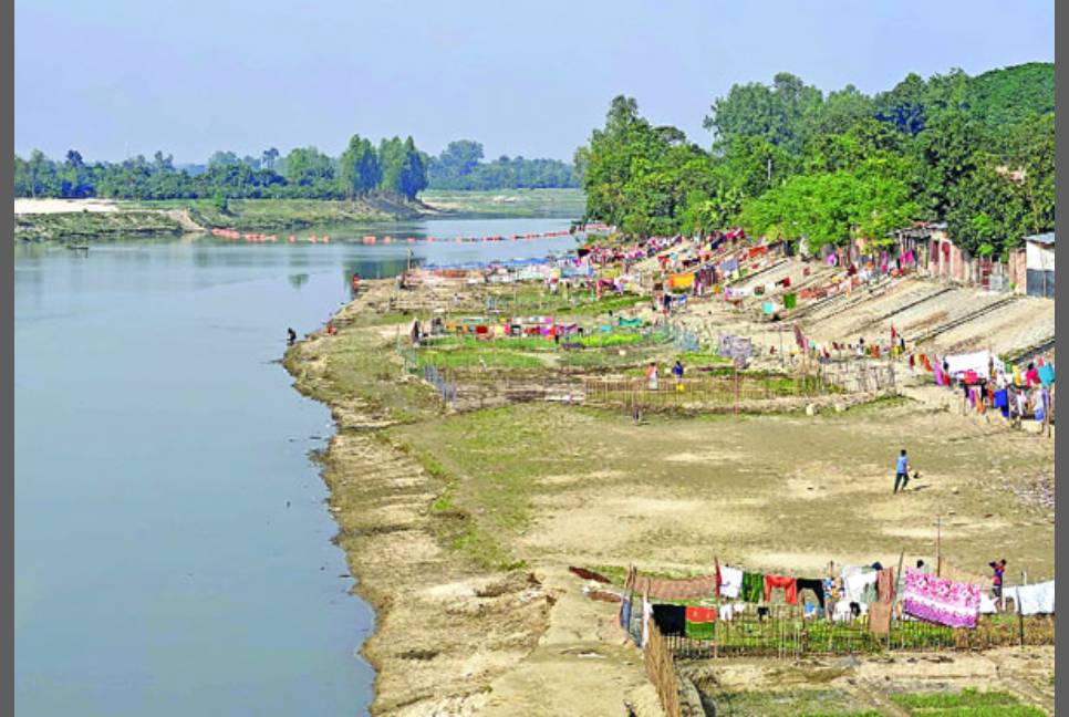 Jamuna and Ichamati rivers turn into sports ground