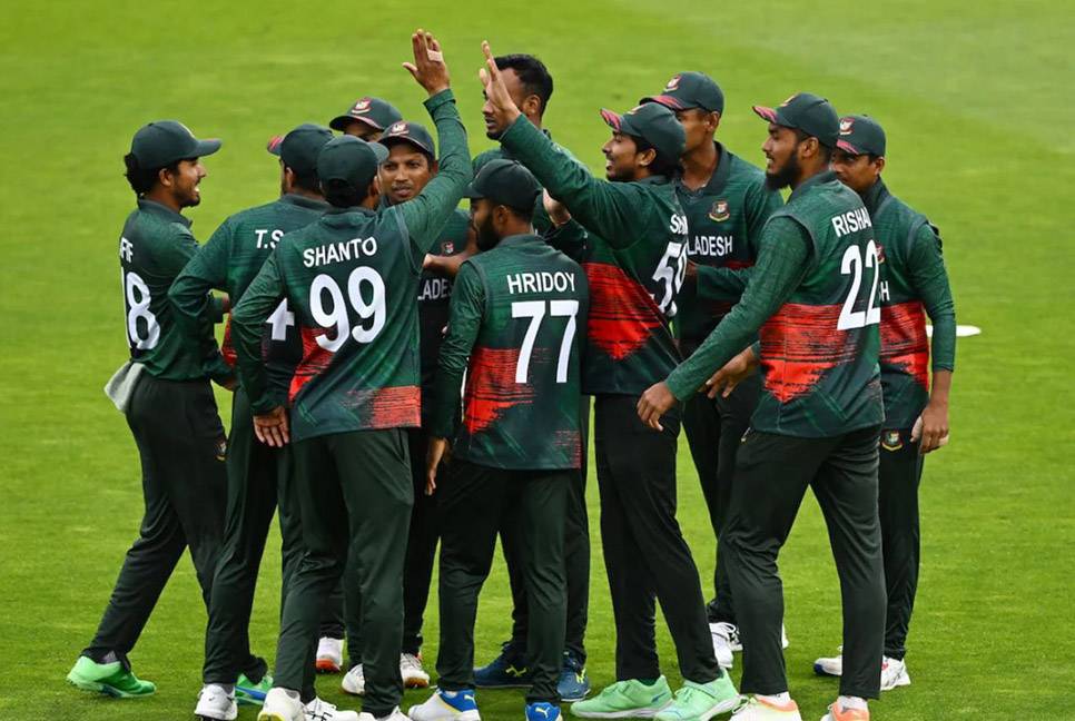 Bangladesh clinch maiden T20 victory in New Zealand