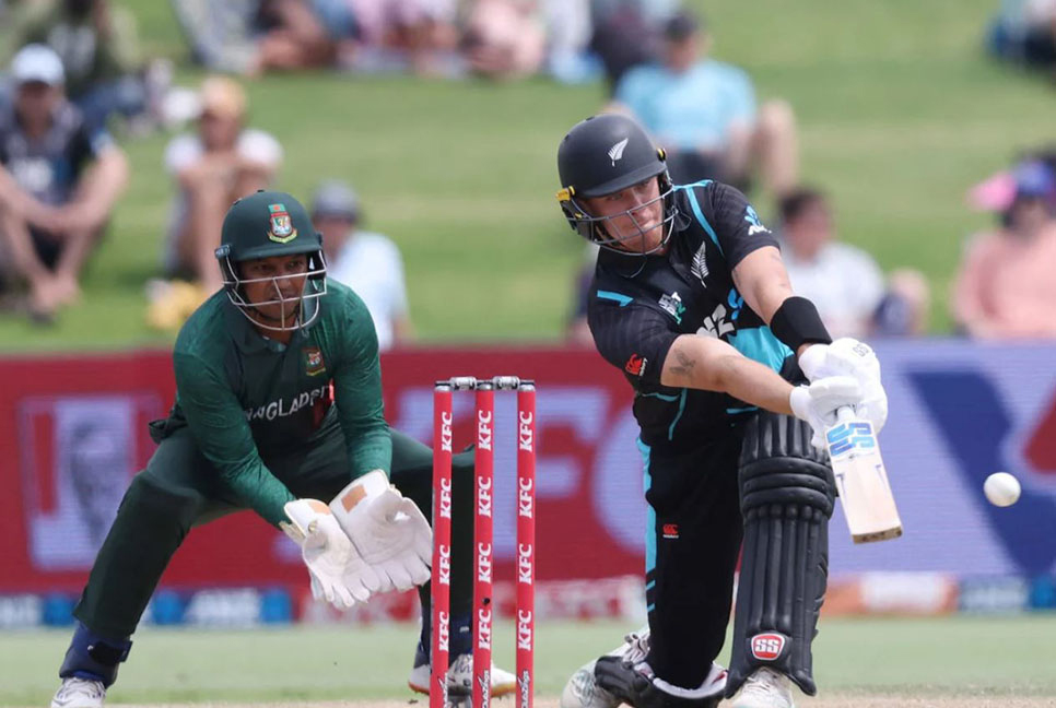 New Zealand win third T20 to square series